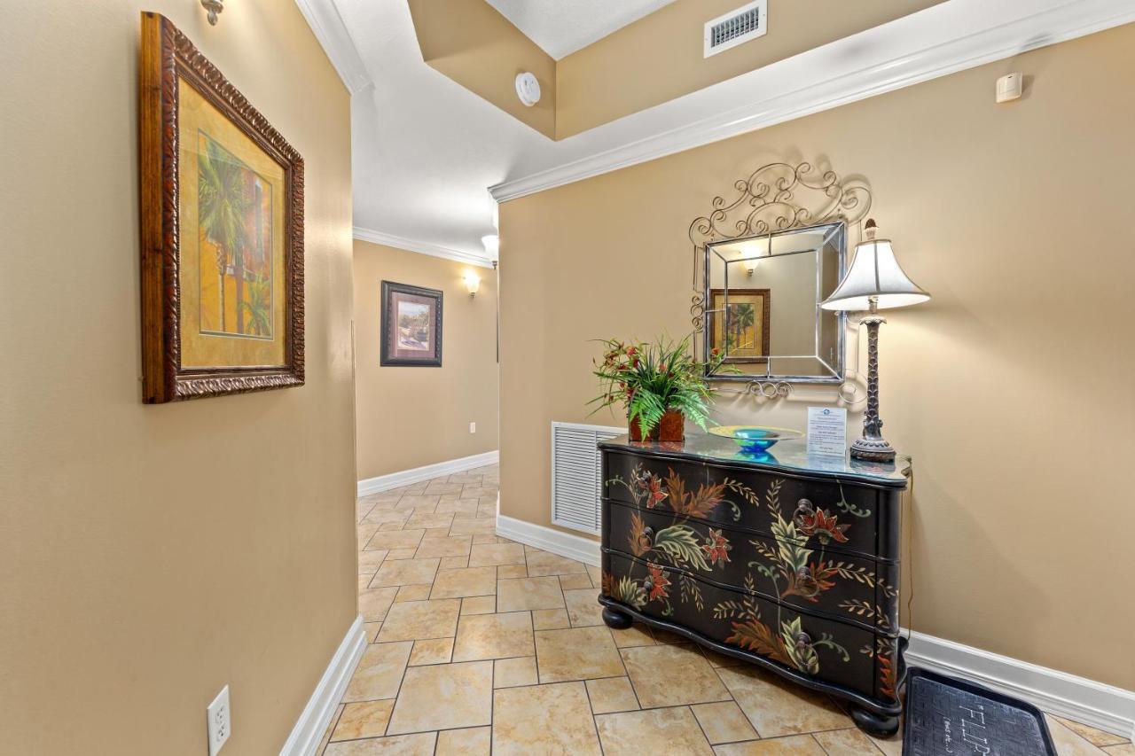 Gulf Front Master Bedroom! 2 Pools & Hot Tubs! Sleeps 8! Panama City Beach Exterior foto